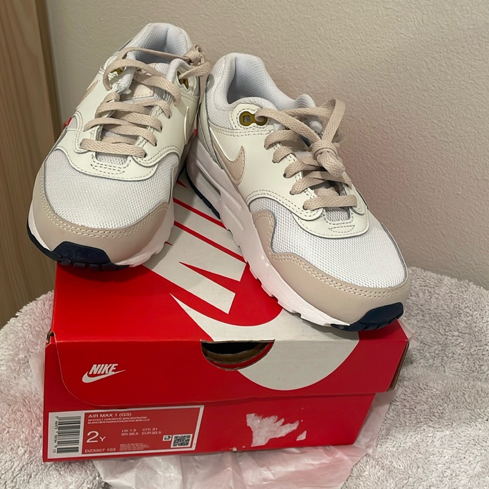 SOLD !! Nike Air Max 1 (GS), bnib